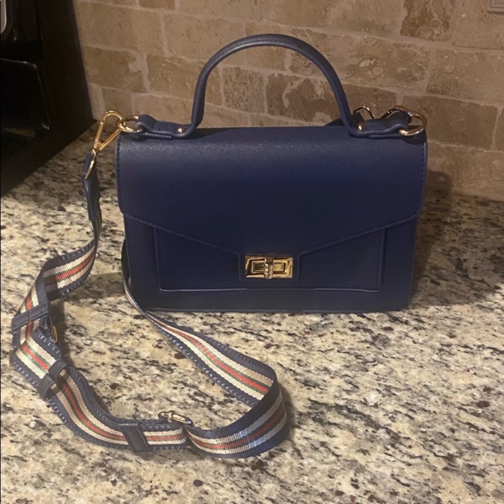Madison West - Navy blue bag with removable strap